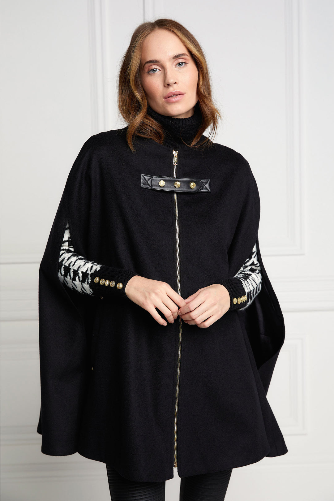 Slim Cape (Soft Black) – Holland Cooper