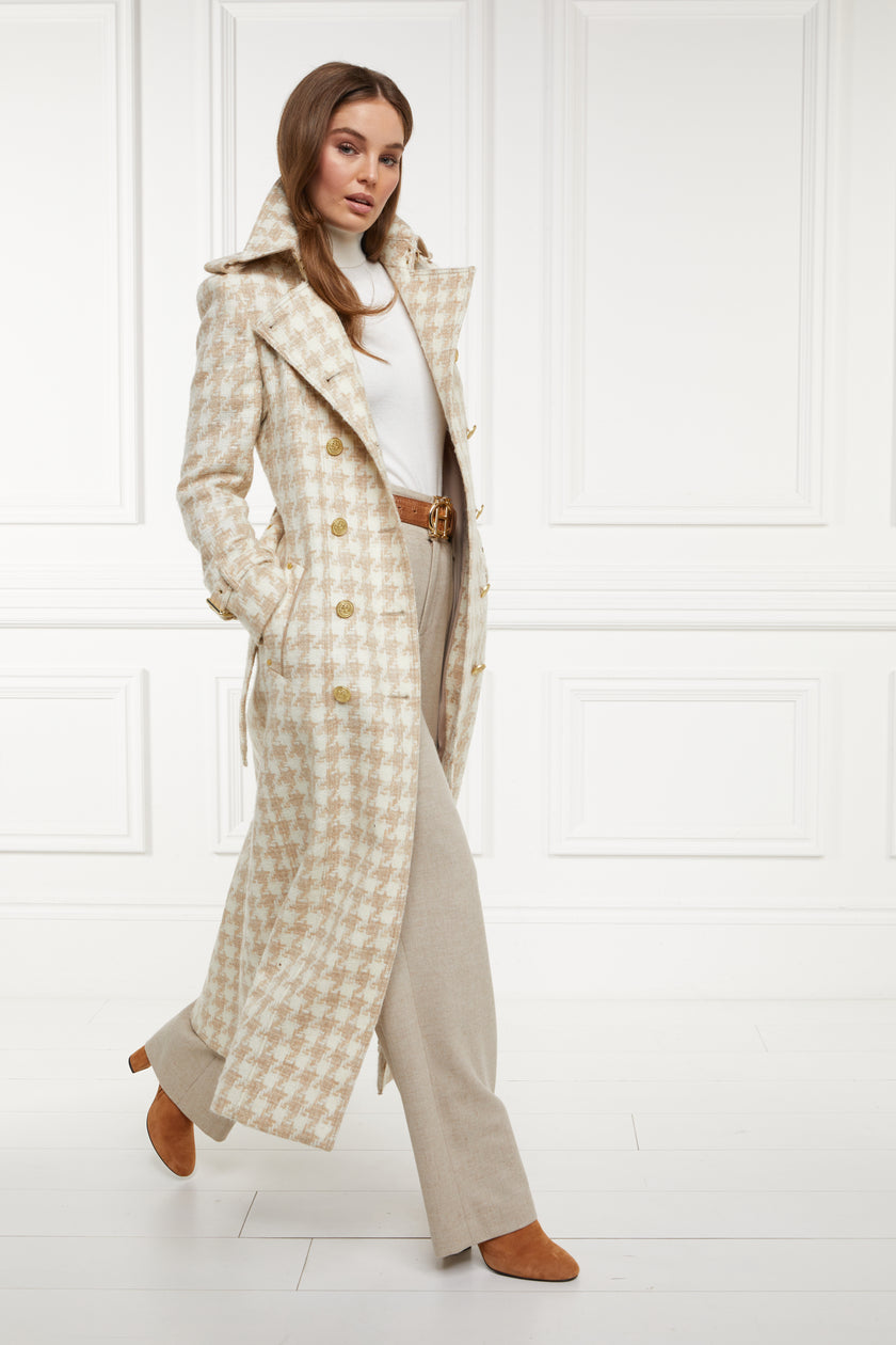 The Camel Houndstooth Look (Roxy Horner)