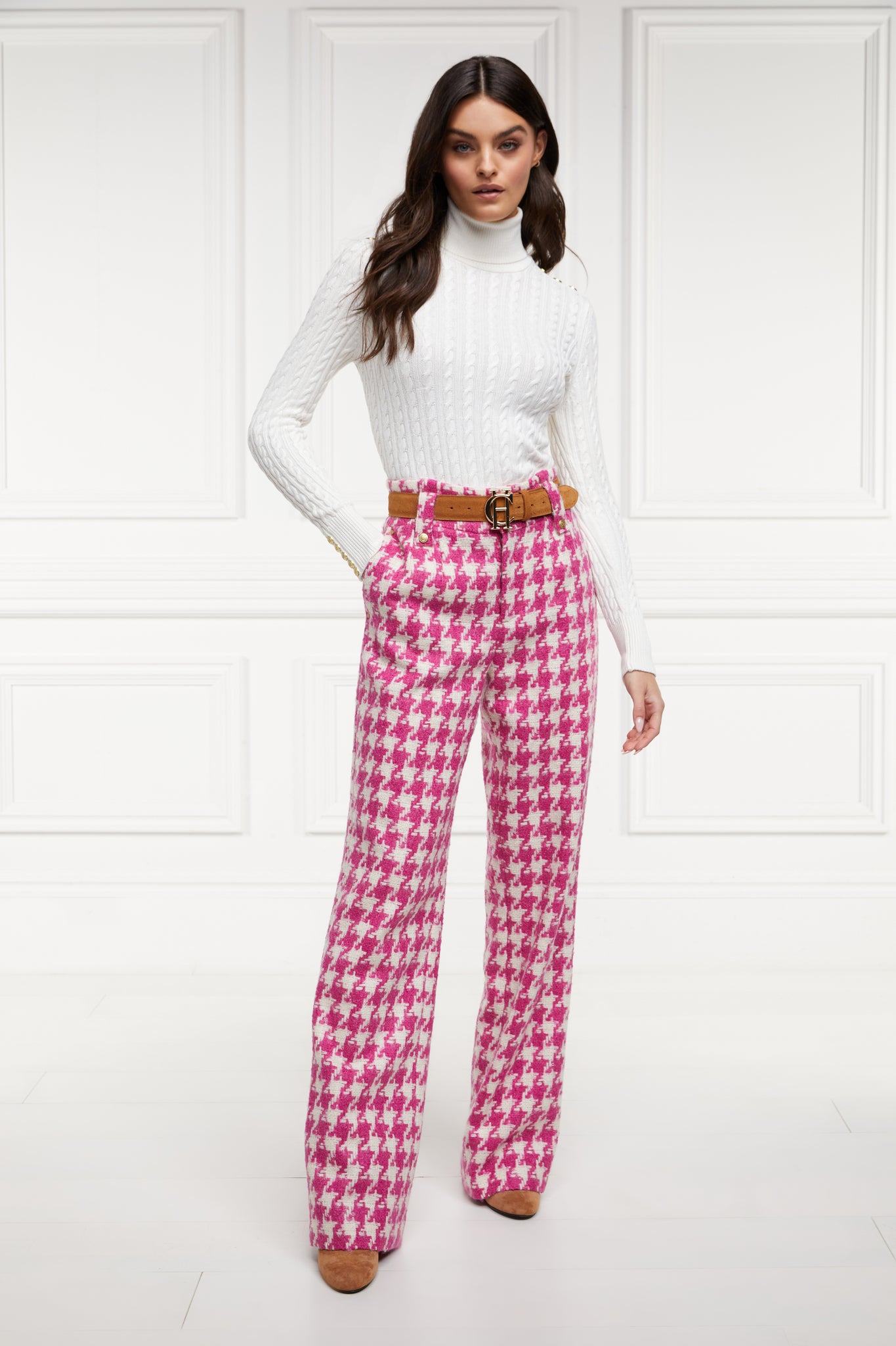 The Hot Pink Large Scale Houndstooth Suit – Holland Cooper ®