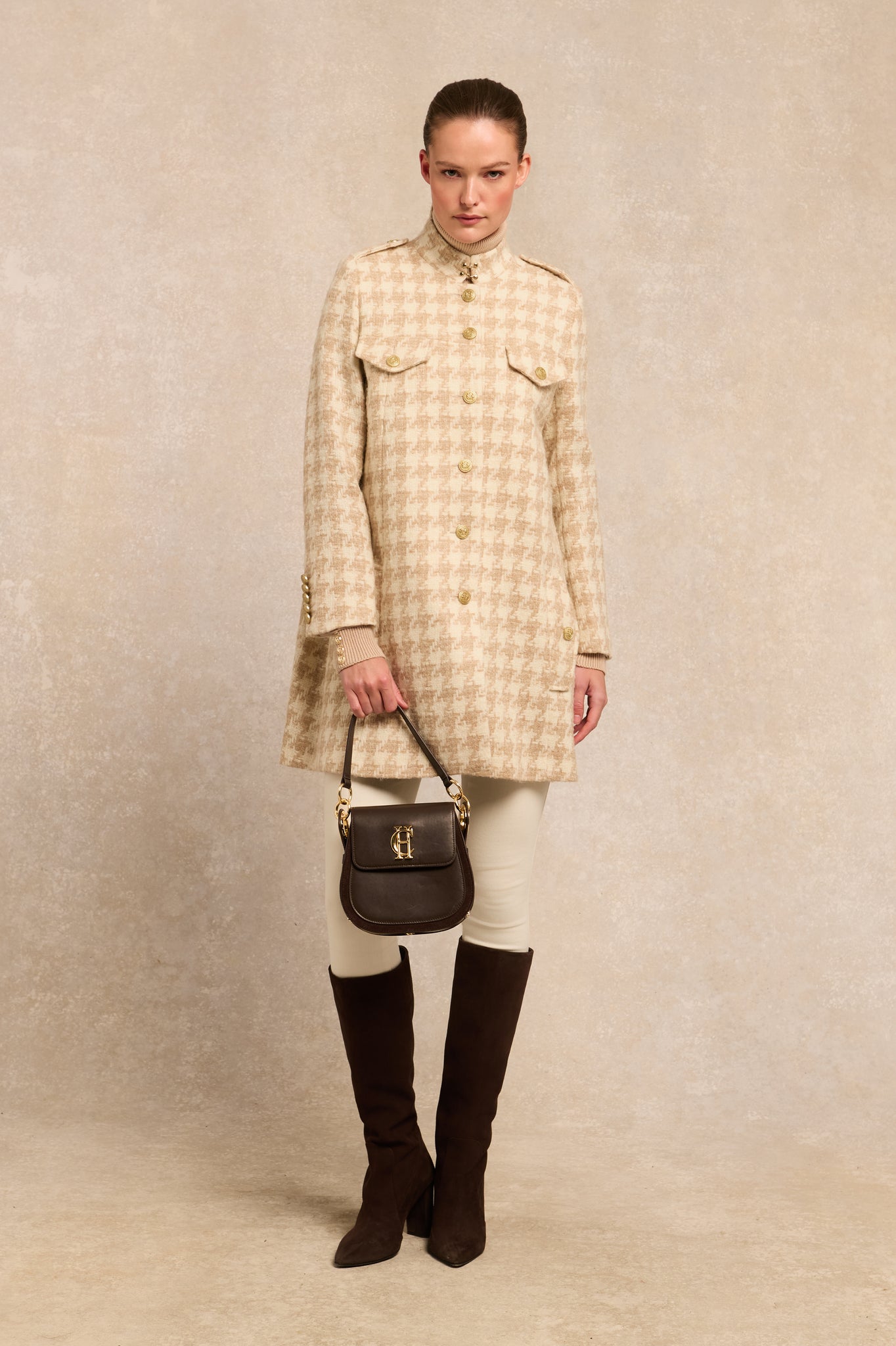 Highbury Cape Coat (Camel Houndstooth)