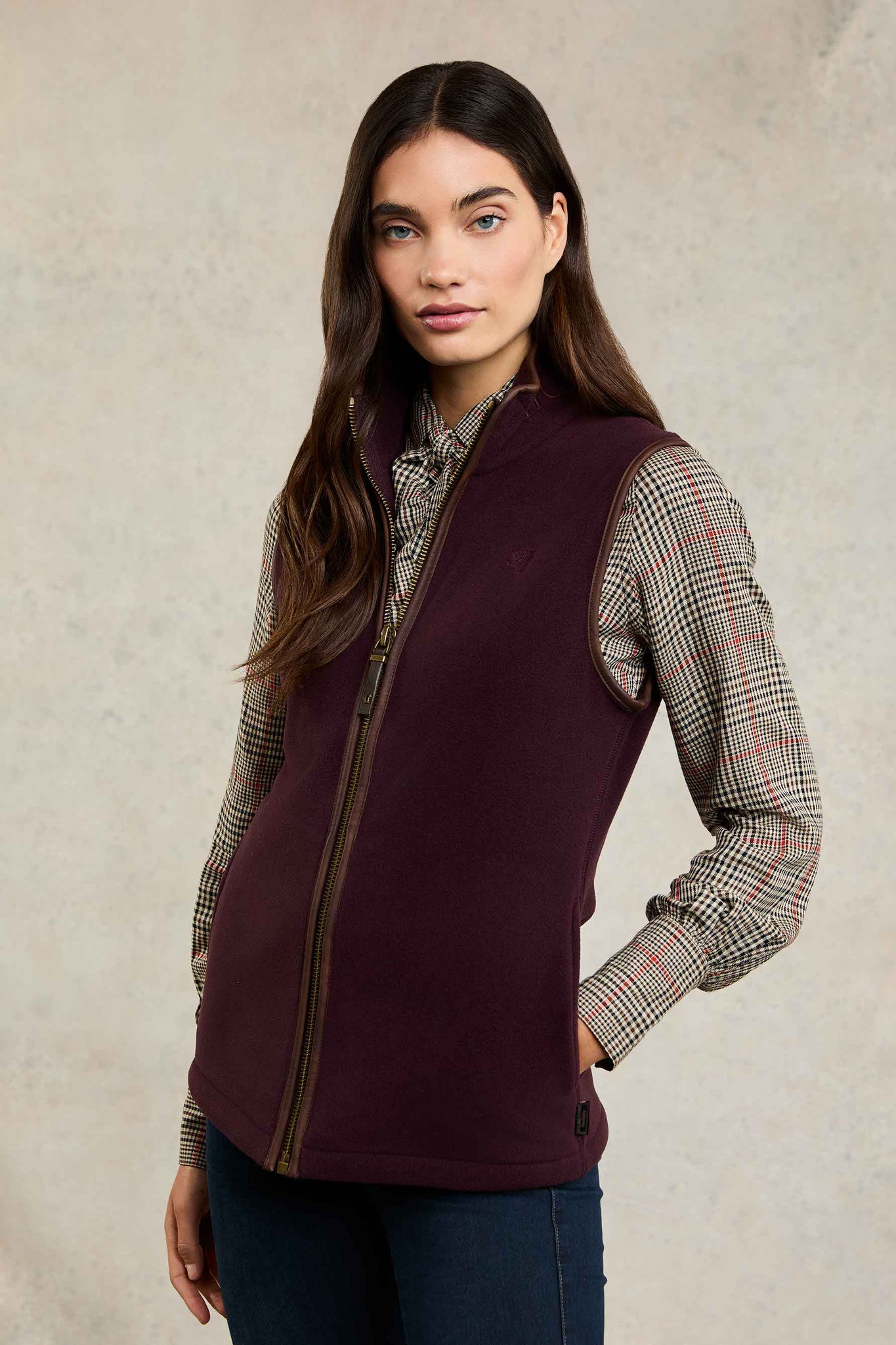 Country Fleece Gilet (Mulberry)