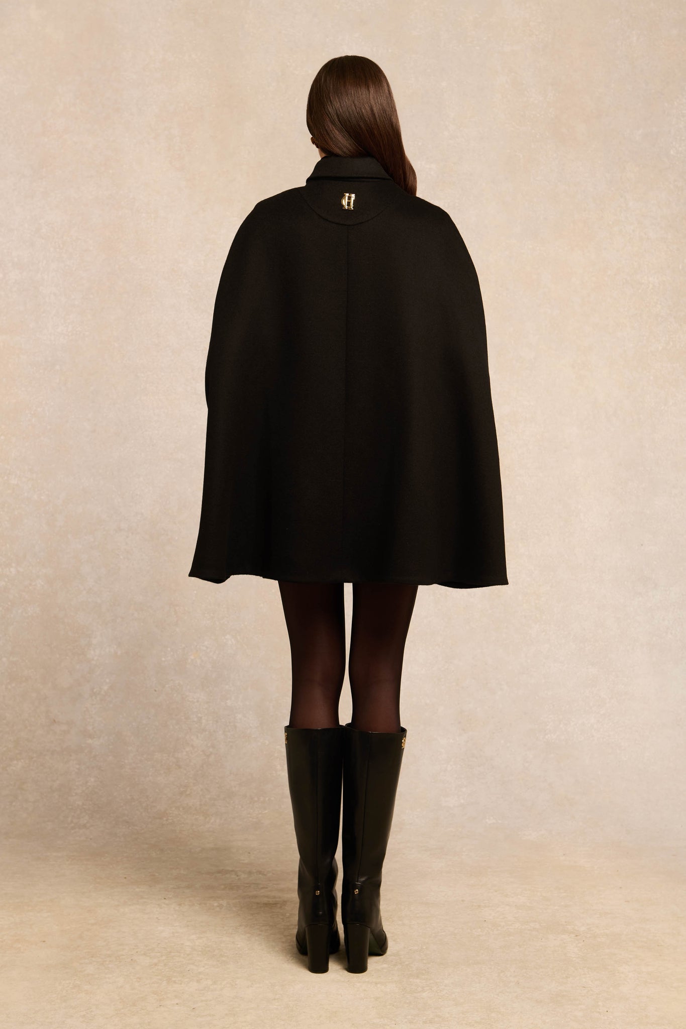 Knightsbridge Cape (Soft Black)