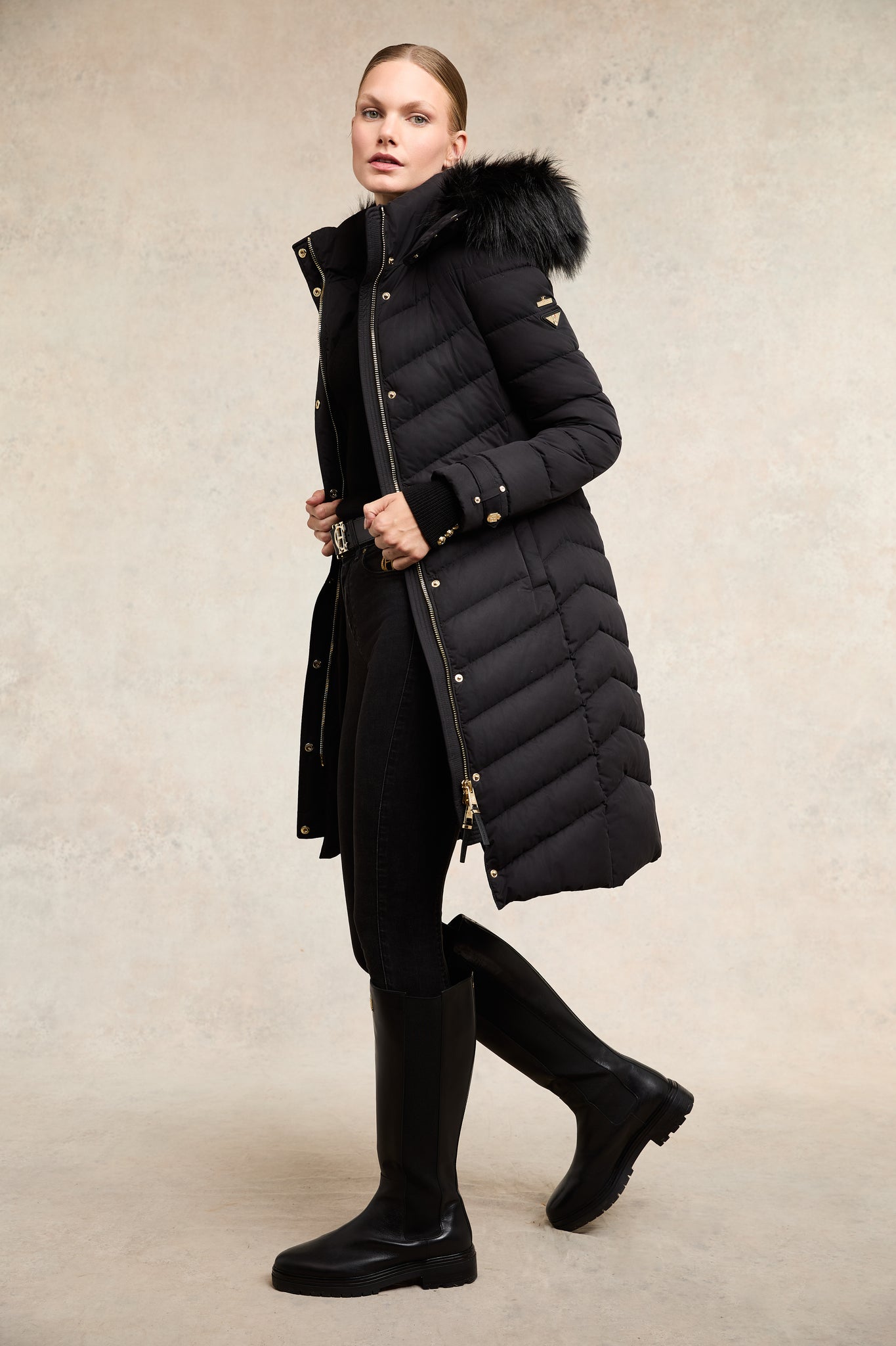 Chamonix Coat (Black)