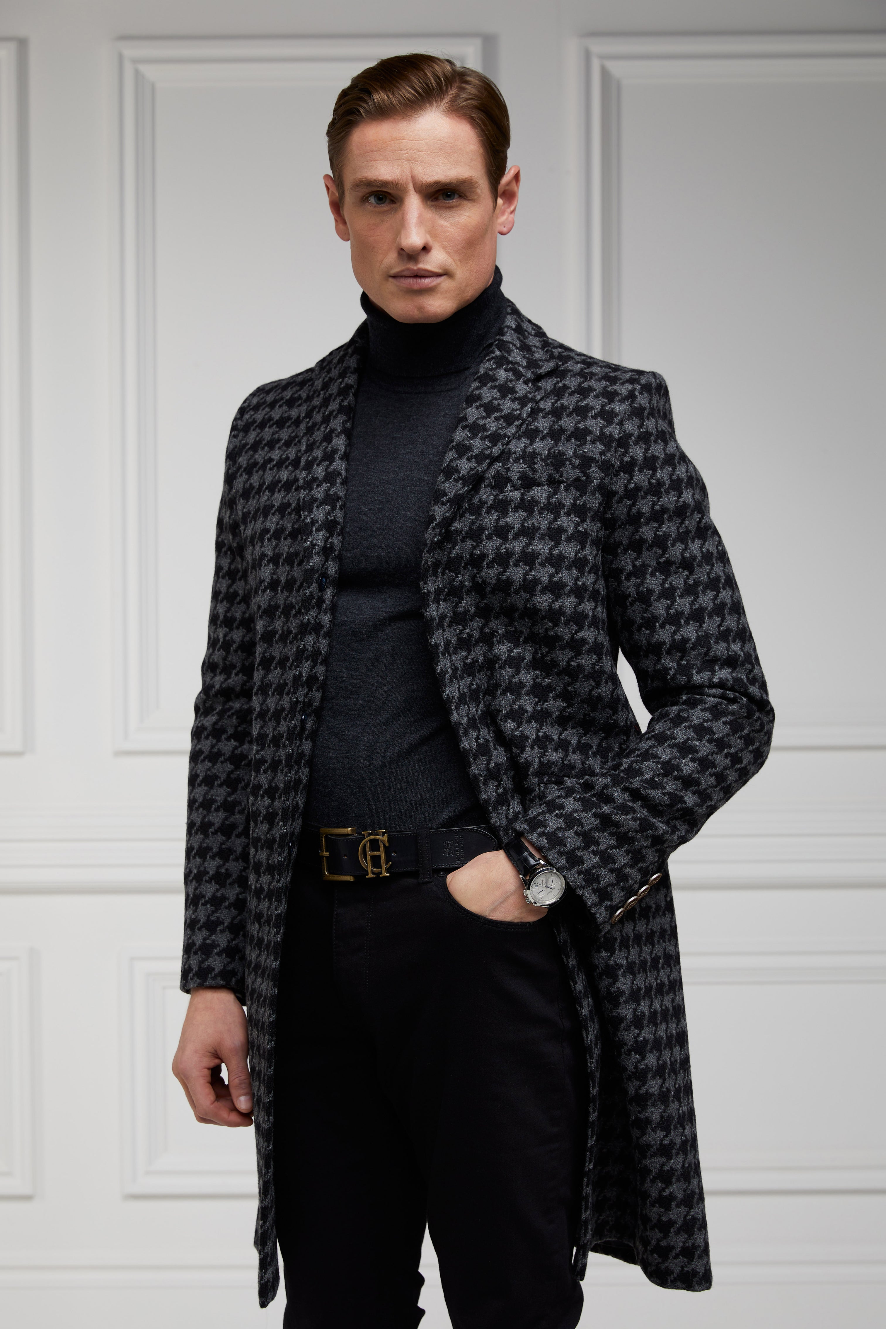 The Cheltenham Coat (Large Scale Charcoal Houndstooth) – Holland Cooper