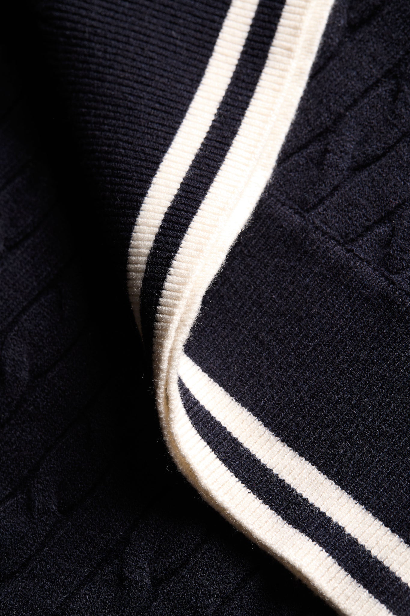 Melissa V Neck Knit (Ink Navy)