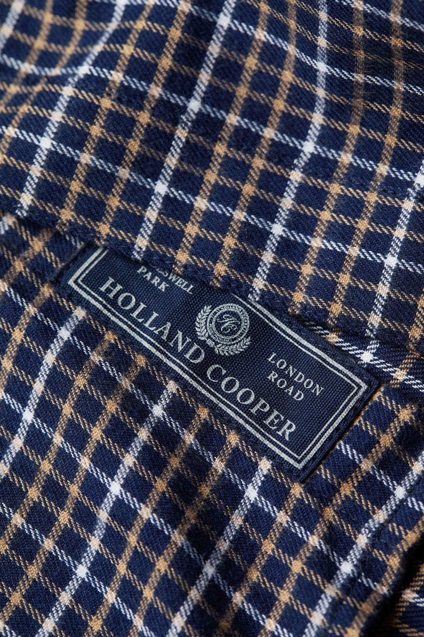 Classic Button Down Shirt (Cheltenham Navy Check)