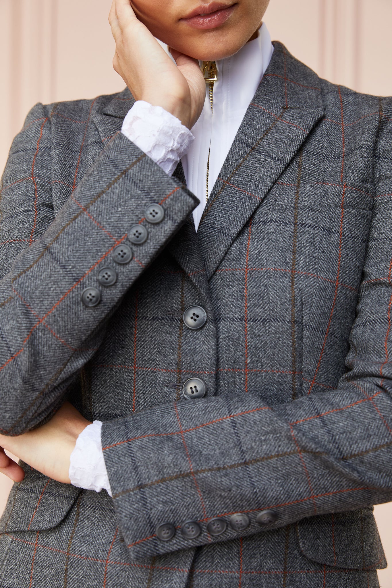 How to Wear a Tweed Blazer - the gray details